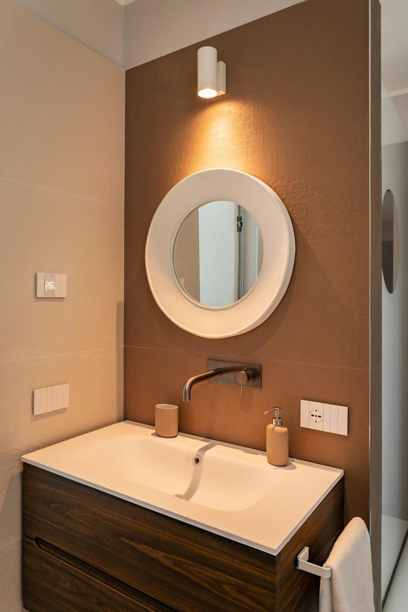 Palazzo Verdi Luxury Accomodation Bari Exterior photo